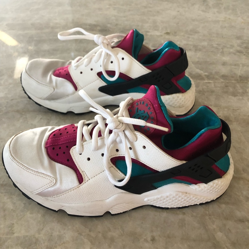 Nike Huarache Sneakers